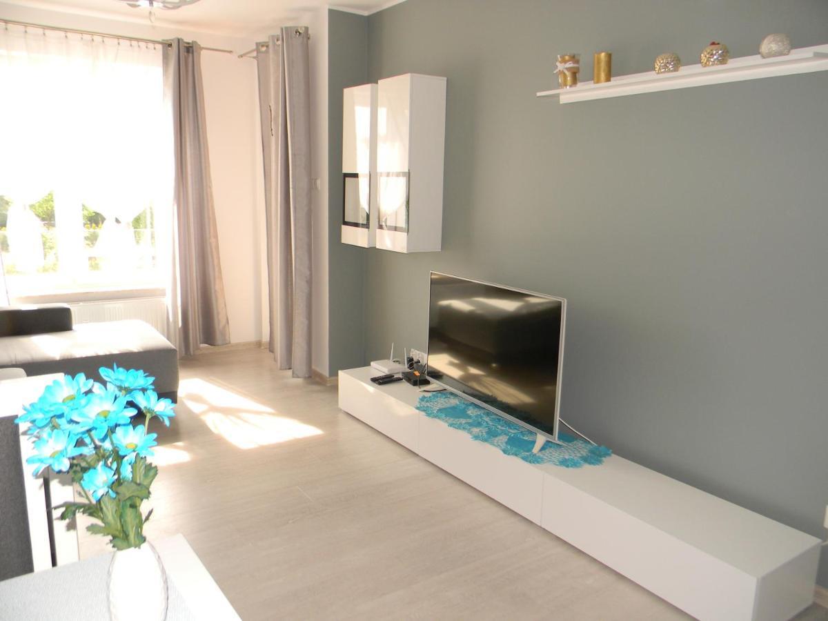 Apartament Z Basenem Laura Polanki Park Apartment Kolobrzeg Exterior photo