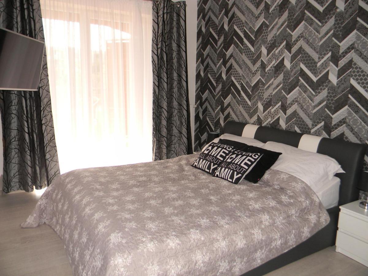 Apartament Z Basenem Laura Polanki Park Apartment Kolobrzeg Exterior photo