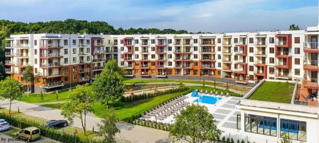 Apartament Z Basenem Laura Polanki Park Apartment Kolobrzeg Exterior photo